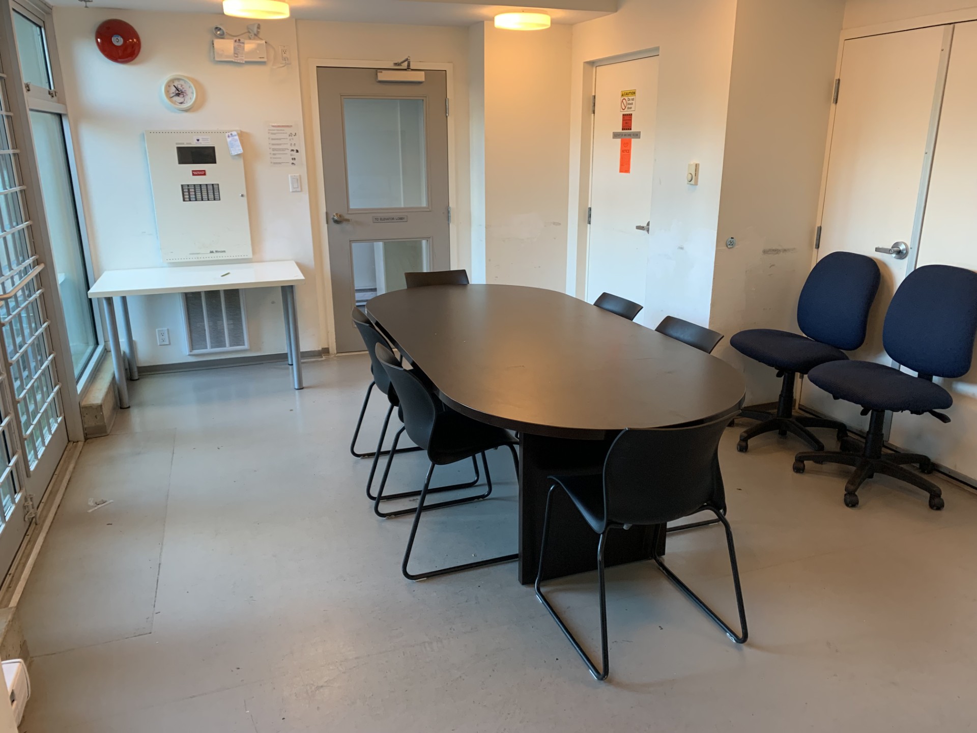 /img/mhhs-boardroom.jpg