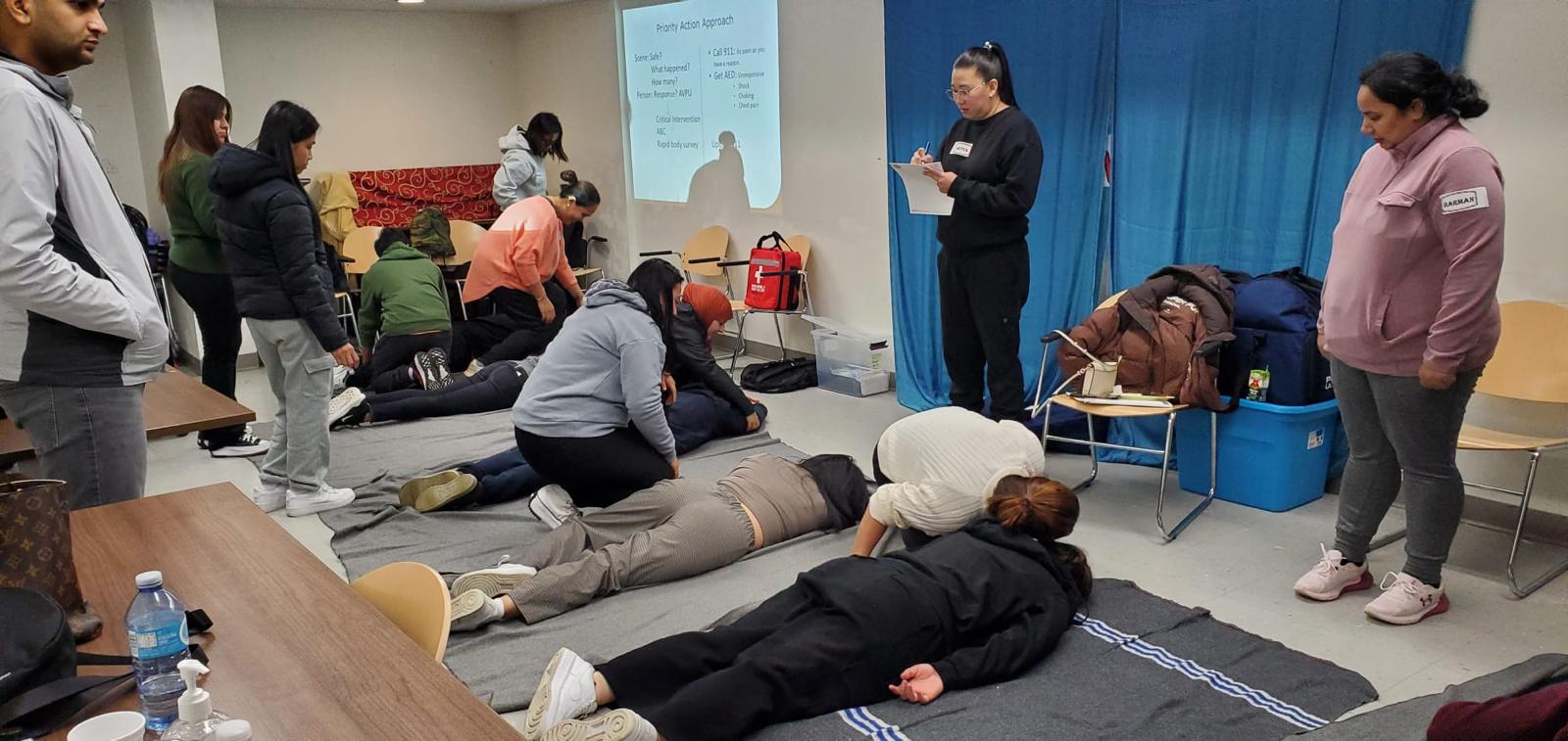 /img/mhhs-first-aid-workshop-6.jpeg
